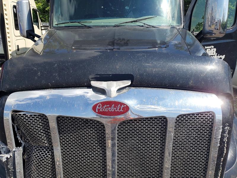 2019 Peterbilt 579 VIN 1XPBD49X4KD231644 COPART salvage auction — FRONT END, MO - SALVAGE CERTIFICATE OF TITLE, sold $13,500 on 2026-08-13 (photo 7)