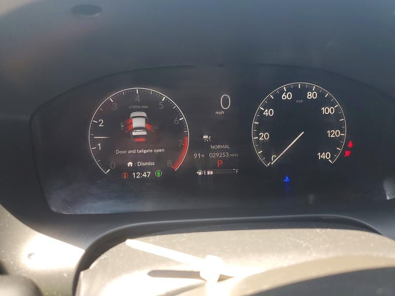2025 Honda Hr-v VIN 3CZRZ2H51SM739767 COPART salvage auction — SIDE, In - Cert Of Title-Salvage Title, sold $9,900 on 2026-08-24 (photo 9)