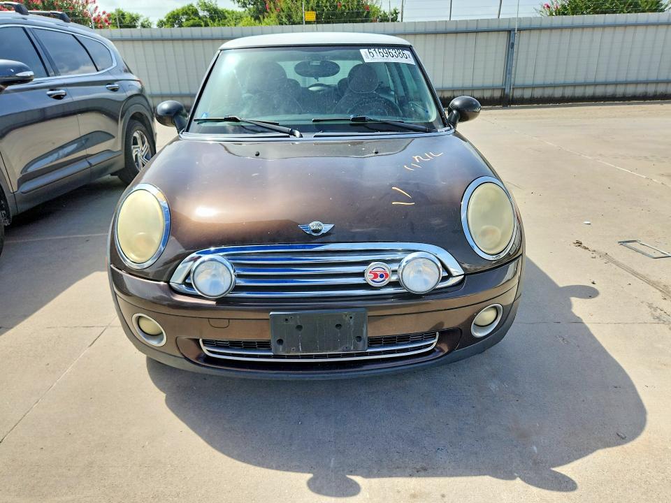 2010 Mini Cooper VIN WMWMF3C53ATZ66607 COPART salvage auction — REAR END, Tx - Salvage Vehicle Title, sold $925 on 2026-08-10 (photo 5)