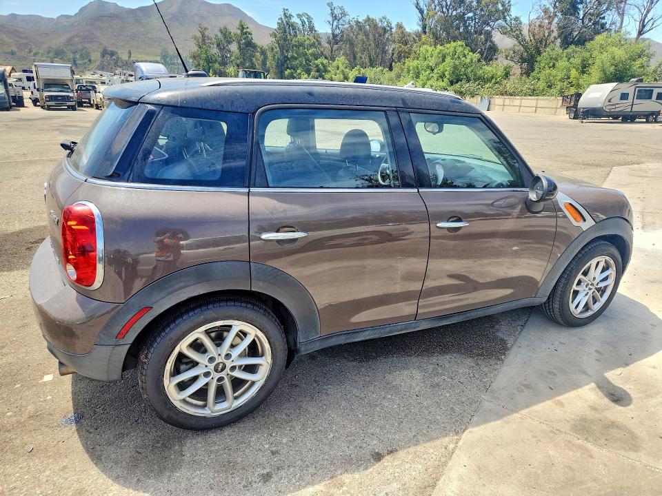 2015 Mini Cooper VIN WMWZB3C59FWR43601 COPART salvage auction — MINOR DENT/SCRATCHES, CA - DIS/DLR/EXP APP FOR DUP CLEAN, sold $775 on 2026-07-24 (photo 3)