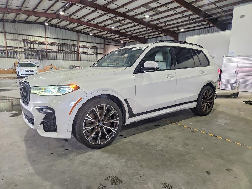2022 BMW X7 VIN 5UXCX6C02N9J96015 — COPART salvage auction photo
