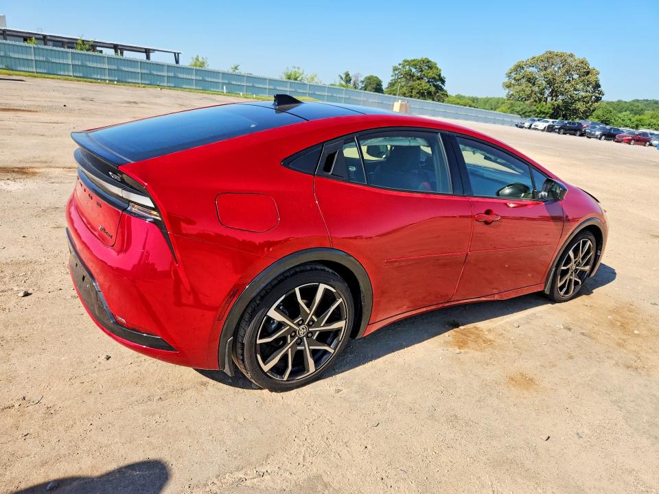 2024 Toyota Prius VIN JTDACACU7R3026798 COPART salvage auction — FRONT END, WI - CERT OF TITLE-SALVAGE VEHICLE, sold $1,200 on 2026-07-21 (photo 3)