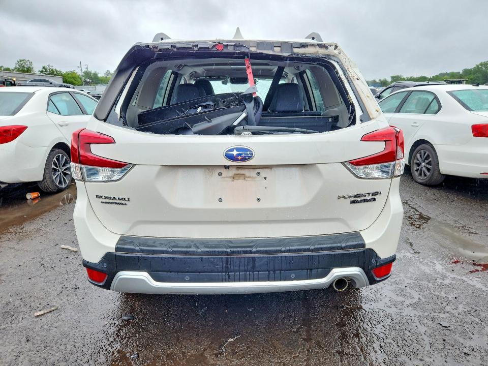 2019 Subaru VIN JF2SKAWC3KH495343 COPART salvage auction — FRONT END, CT - CERT OF TITLE-SALVAGE, sold $4,600 on 2026-07-14 (photo 6)