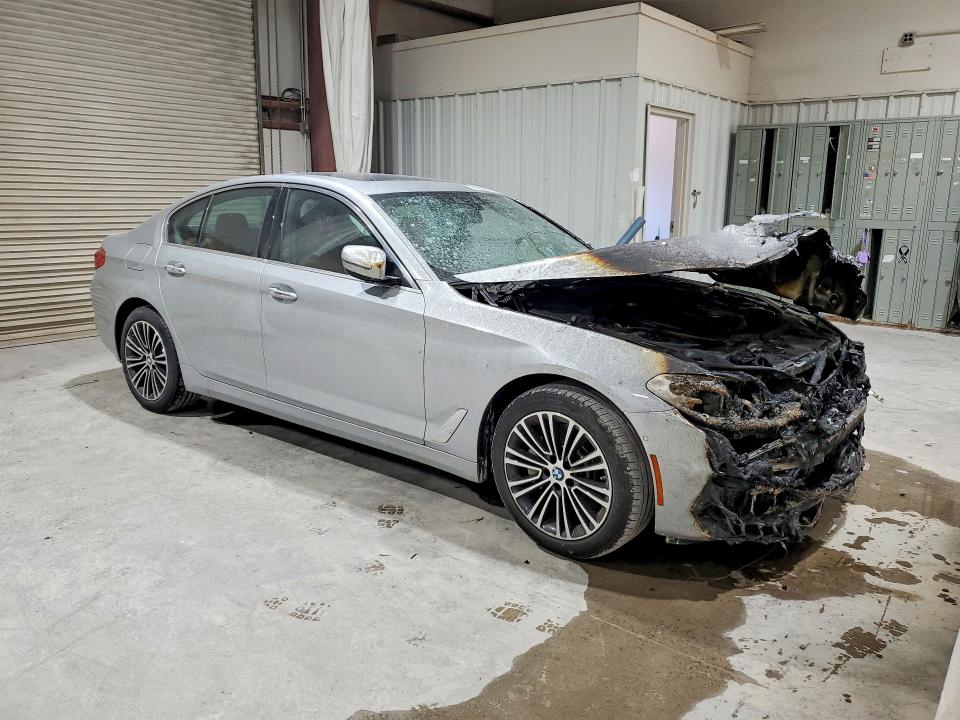 2018 BMW 5 series VIN WBAJE7C53JWC56752 COPART salvage auction — BURN, NY - MV-907A SALVAGE CERTIFICATE, sold $7,500 on 2026-08-17 (photo 4)