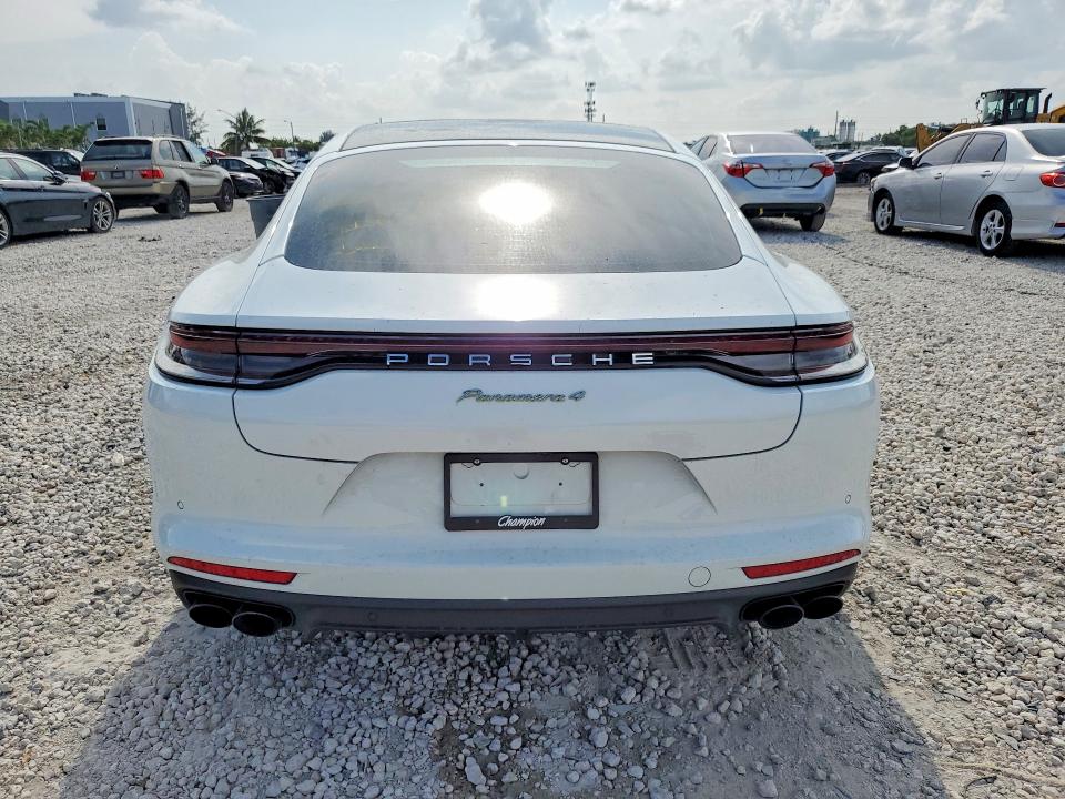 2021 Porsche Panamera VIN WP0AE2A71ML126756 COPART salvage auction — SIDE, Fl - Cert Of Title Slvg Rebuildable, sold $39,750 on 2026-09-15 (photo 6)