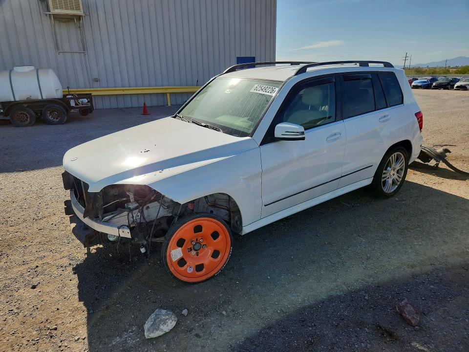 2015 Mercedes-benz Glk-klasse VIN WDCGG5HB2FG402352 COPART salvage auction — FRONT END, Az - Cert Of Title - Salvage, sold $1,650 on 2026-08-14 (photo 1)