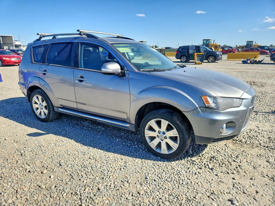 2013 Mitsubishi Outlander VIN JA4AS3AW0DU003833 COPART salvage auction — MECHANICAL, CO - DIS/DLR/EXP ONLY CLEAN TITLE, sold $275 on 2026-07-28 (photo 4)