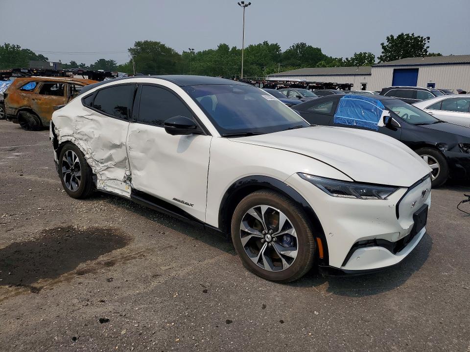 2023 Ford Mustang mach-e VIN 3FMTK3SU6PMA90301 COPART salvage auction — SIDE, Md - Cert Of Salvage > 75% Damage, sold $10,600 on 2026-07-30 (photo 4)
