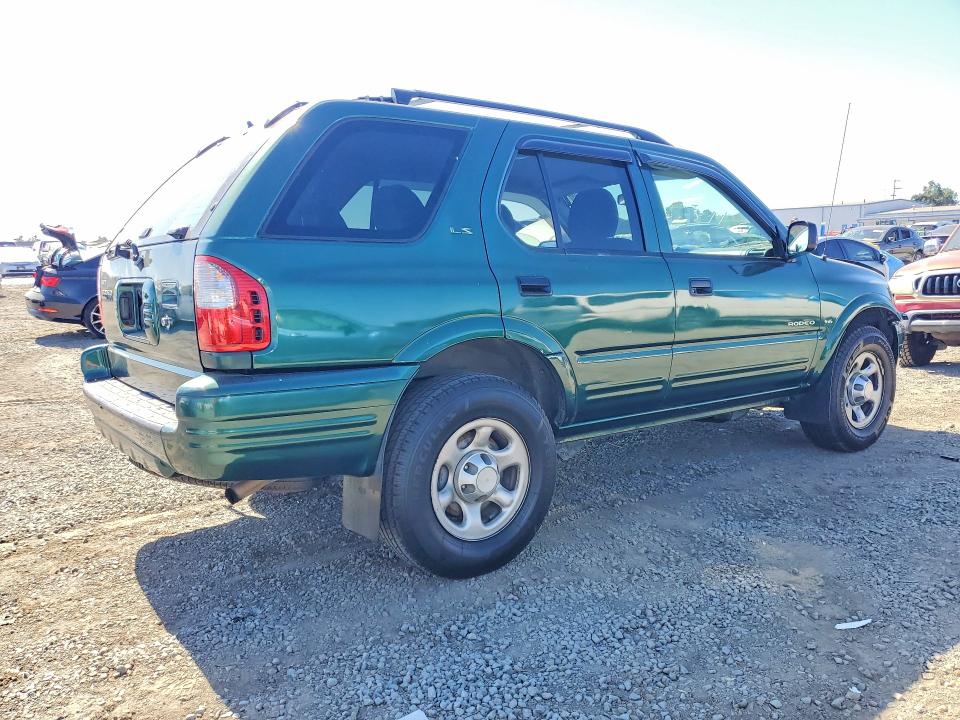 2001 Isuzu Rodeo VIN 4S2CK58W614303618 COPART salvage auction — FRONT END, CA - SALVAGE CERTIFICATE, sold $300 on 2026-10-02 (photo 3)