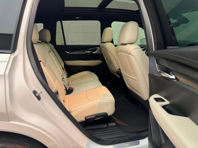 2020 Cadillac Xt6 VIN 1GYKPGRS1LZ100975 COPART salvage auction — MINOR DENT/SCRATCHES, MT - CERTIFICATE OF TITLE (P), sold $17,900 on 2026-07-30 (photo 6)