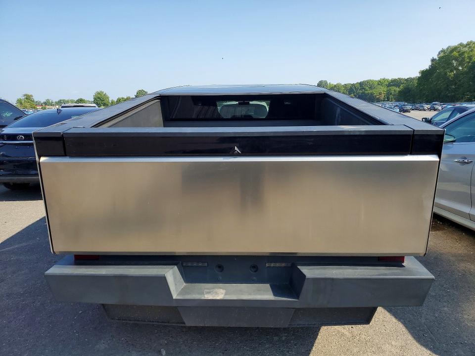2024 Tesla Cybertruck VIN 7G2CEHED7RA012292 COPART salvage auction — SIDE, Nj - Cert Of Title-Salvage, sold $6,000 on 2026-07-28 (photo 6)