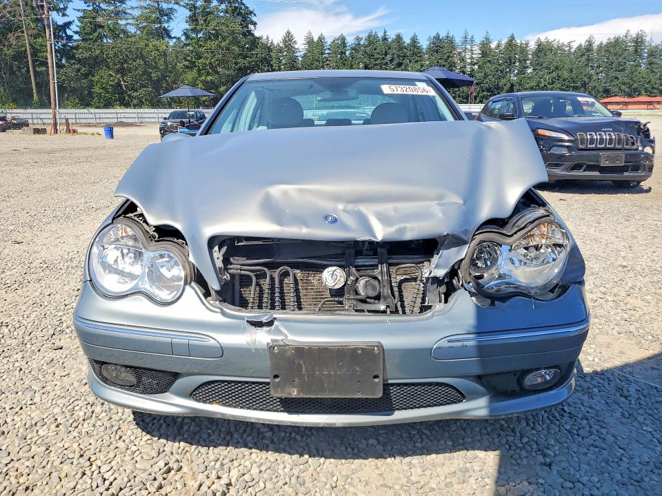 2005 Mercedes-benz C class VIN WDBRF40J75F706553 COPART salvage auction — FRONT END, WA - BILL OF SALE, sold $2,500 on 2026-07-14 (photo 5)