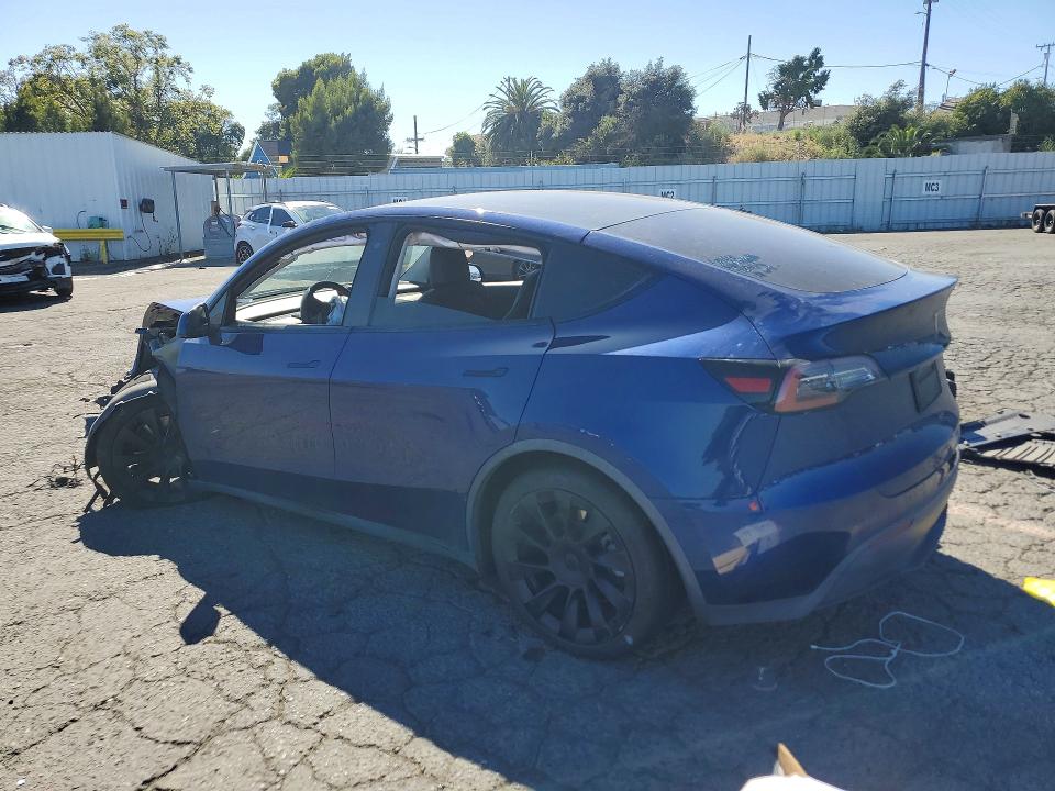 2020 Tesla Model y VIN 5YJYGDEE8LF033957 COPART salvage auction — FRONT END, Salvage Title, sold $15 on 2026-07-24 (photo 2)