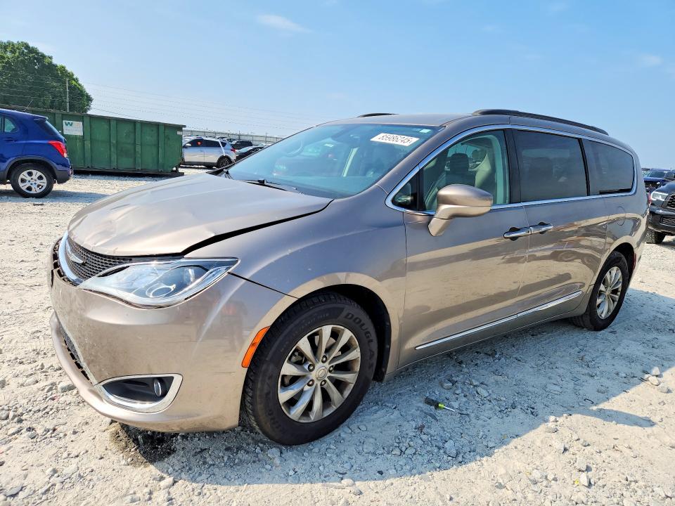2017 Chrysler Pacifica VIN 2C4RC1BG6HR535088 COPART salvage auction — FRONT END, Mt - Certificate Of Title, sold $500 on 2026-07-15 (photo 1)