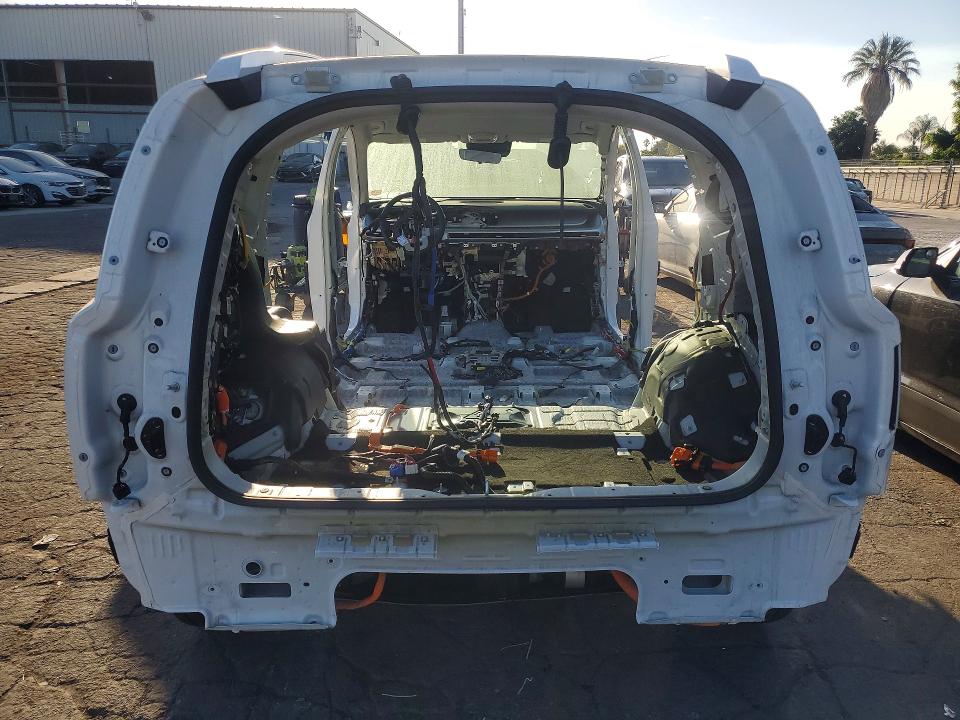2026 Hyundai Ioniq VIN 7YAMTFS35TY001792 COPART salvage auction — STRIPPED, CA - CERTIFICATE OF TITLE, sold $10,300 on 2026-08-20 (photo 6)