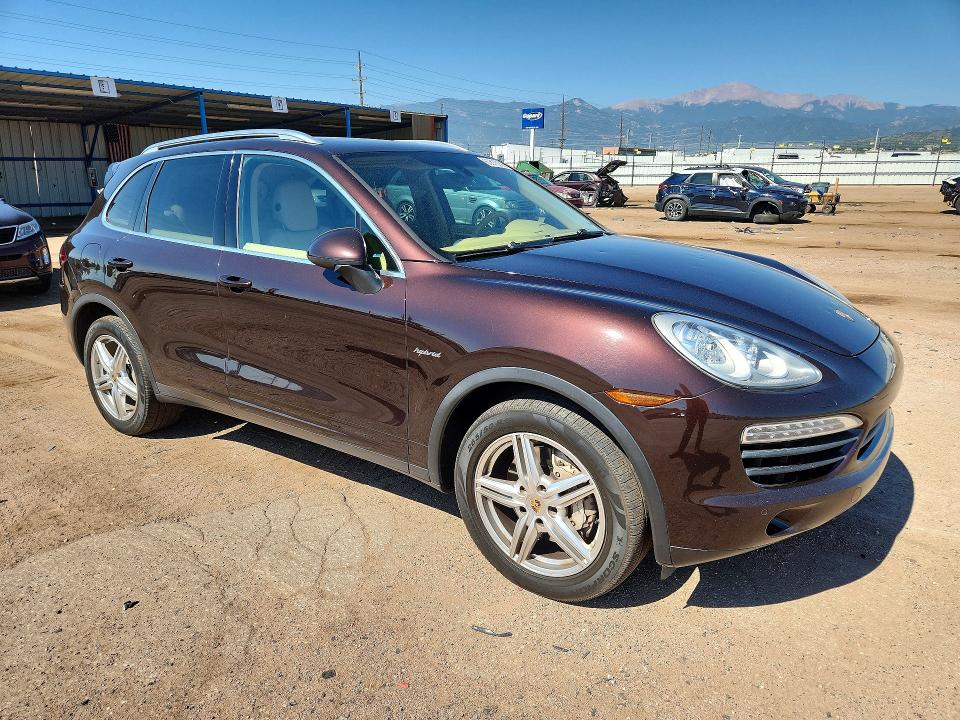 2014 Porsche Cayenne VIN WP1AE2A22ELA51294 COPART salvage auction — HAIL, Co - Certificate Of Title, sold $5,200 on 2026-07-29 (photo 4)