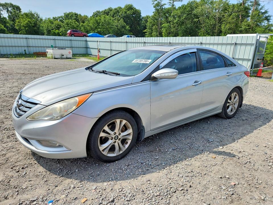 2013 Hyundai Sonata VIN 5NPEC4ACXDH573204 COPART salvage auction — MINOR DENT/SCRATCHES, Ga - Certificate Of Title, sold $825 on 2026-07-21 (photo 1)