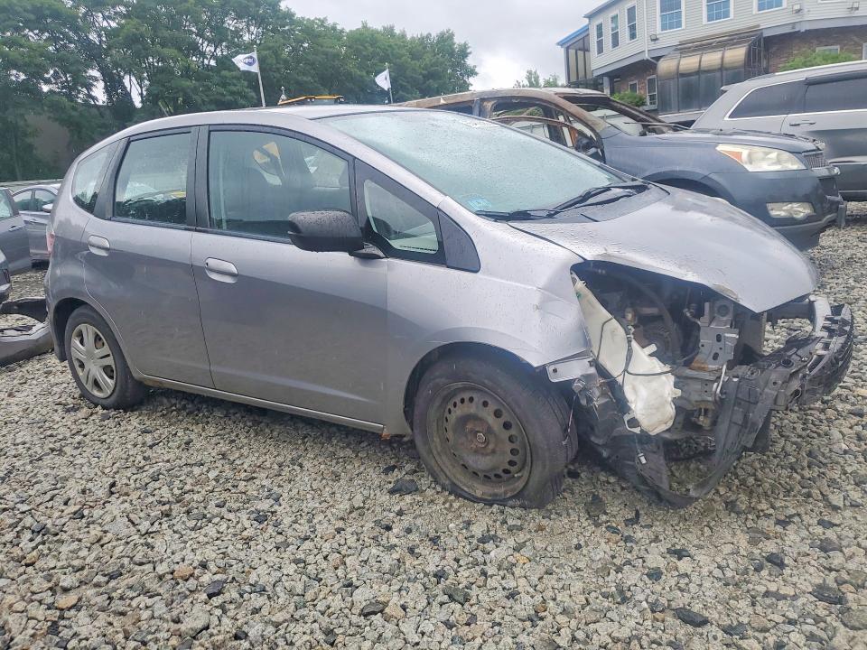 2009 Honda Fit VIN JHMGE88229S048359 COPART salvage auction — FRONT END, MA - CERT OF TITLE-RECONSTRCTD COLL, sold $375 on 2026-07-16 (photo 4)