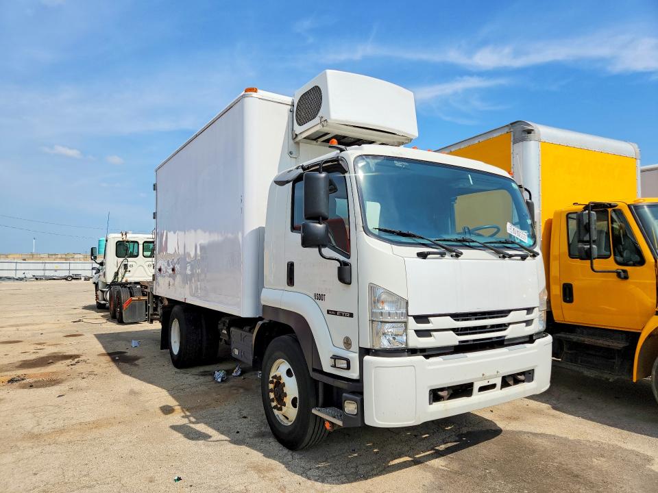 2019 Isuzu FTR VIN 54DK6S165KSG01089 COPART salvage auction — NORMAL WEAR, IL - CERTIFICATE OF TITLE, sold $7,300 on 2026-07-28 (photo 4)