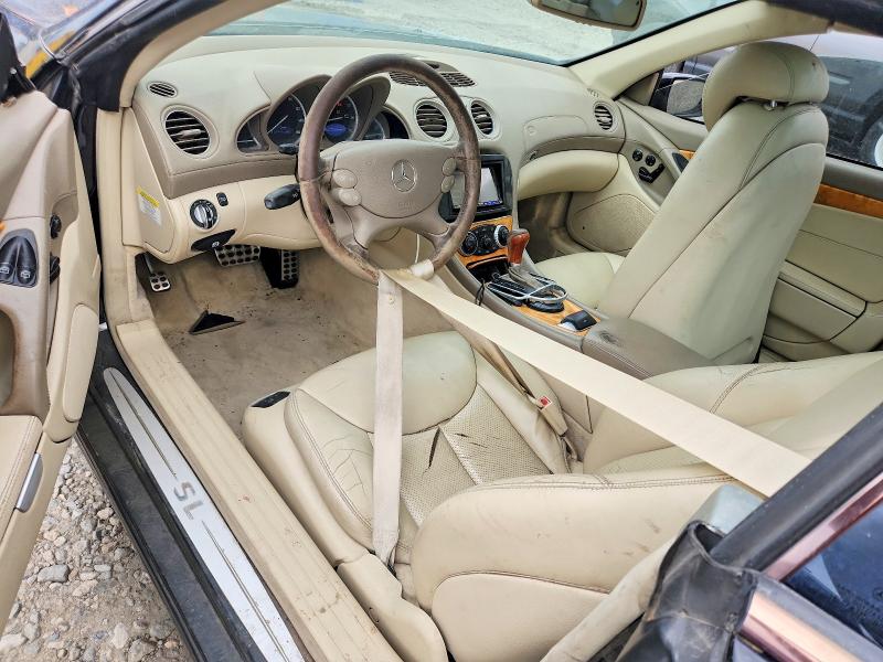 2006 Mercedes-benz Sl-class VIN WDBSK75F06F109541 COPART salvage auction — SIDE, Co - Dis/Dlr/Exp Only Salvage Title, sold $475 on 2026-08-13 (photo 8)