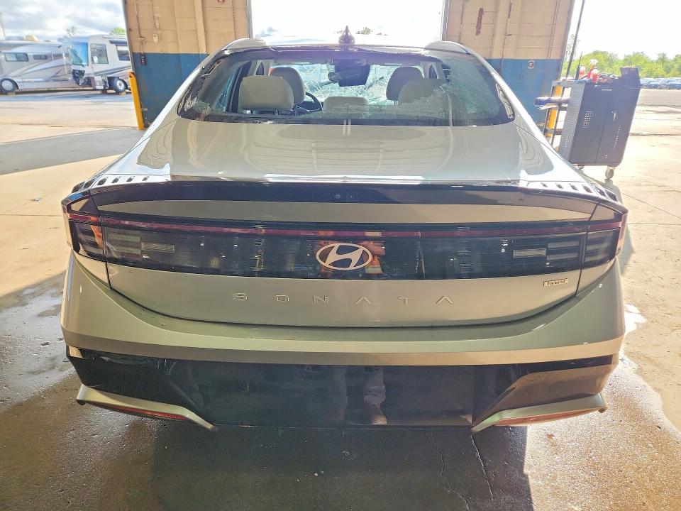 2025 Hyundai Sonata hybrid VIN KMHL34JJ5SA103748 COPART salvage auction — SIDE, FL - CERTIFICATE OF TITLE, sold $300 on 2026-08-03 (photo 6)