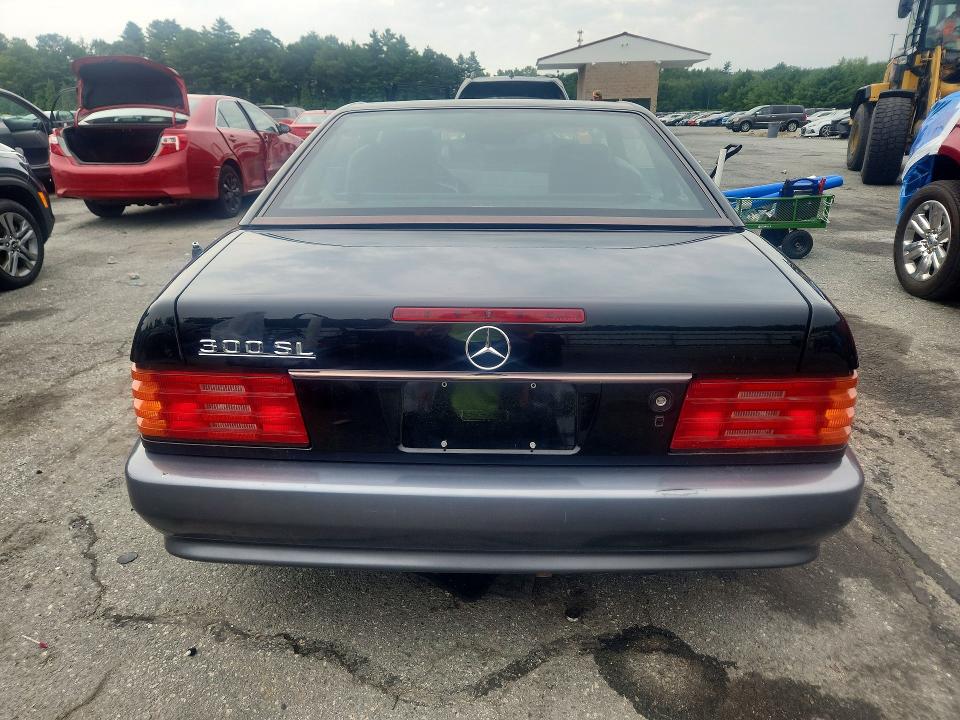 1992 Mercedes-benz 300 VIN WDBFA61E8NF044495 COPART salvage auction — NORMAL WEAR, PA - CERT OF TITLE-A=ANTIQUE VEHICL, sold $1,000 on 2026-07-23 (photo 6)