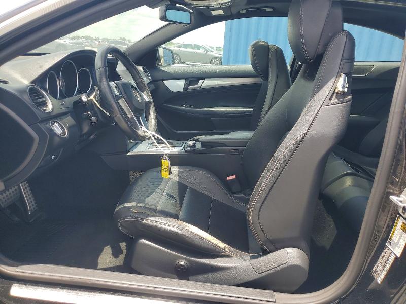 2015 Mercedes-benz C-klasse VIN WDDGJ4HB3FG415988 COPART salvage auction — NORMAL WEAR, Fl - Certificate Of Title, sold $1,300 on 2026-07-31 (photo 7)