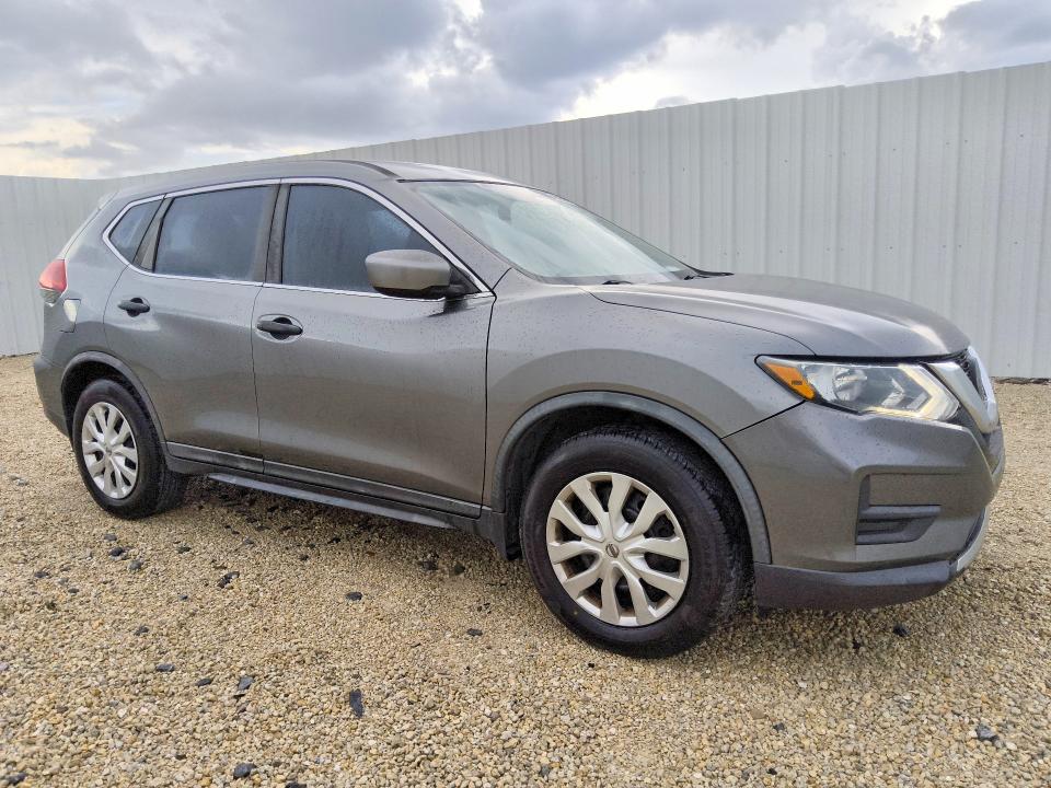 2018 Nissan Rogue sport VIN KNMAT2MT5JP582603 COPART salvage auction — NORMAL WEAR, Fl - Certificate Of Title, sold $650 on 2026-07-28 (photo 4)