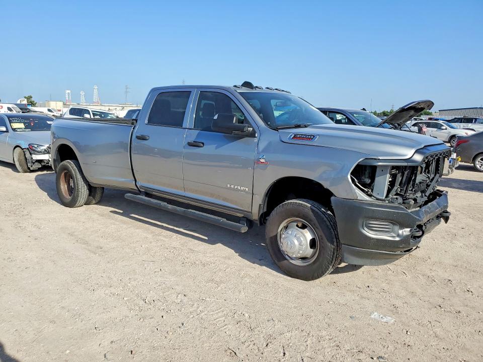 2022 Ram 3500 VIN 3C63RRGL1NG416401 COPART salvage auction — FRONT END, OK - CERT OF TITLE-SALVAGE, sold $9,300 on 2026-07-28 (photo 4)