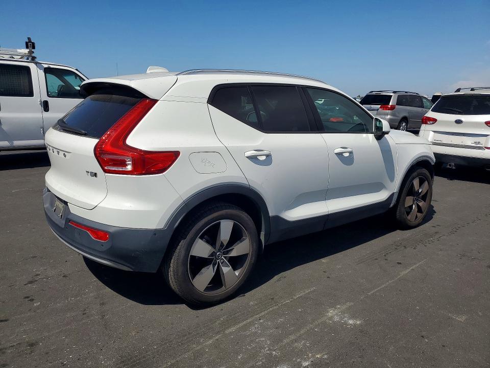 2019 Volvo Xc40 VIN YV4162UK5K2111545 COPART salvage auction — FRONT END, Ca - Salvage Certificate, sold $3,550 on 2026-08-03 (photo 3)
