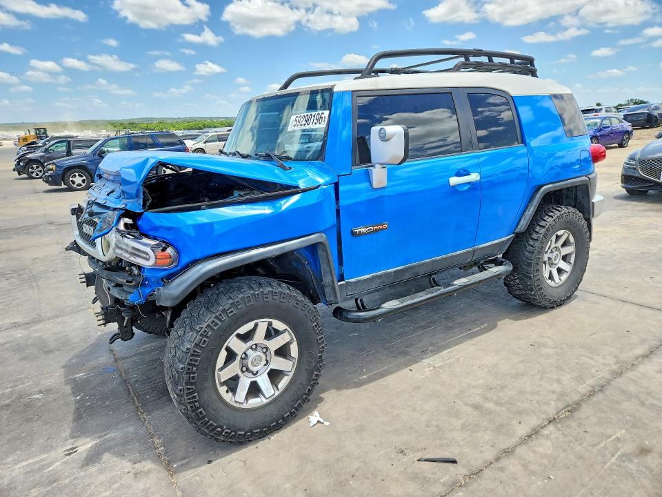 2007 Toyota Fj cruiser VIN JTEBU11F370065520 COPART salvage auction — FRONT END, Tx - Salvage Vehicle Title, sold $3,000 on 2026-07-20 (photo 1)