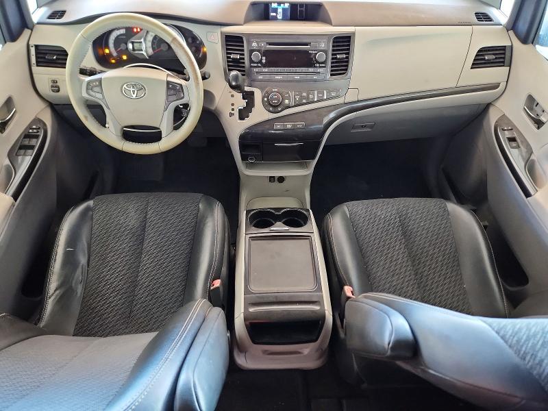 2013 Toyota Sienna VIN 5TDXK3DC0DS331775 COPART salvage auction — MINOR DENT/SCRATCHES, Az - Cert Of Title - Salvage, sold $4,350 on 2026-07-27 (photo 8)