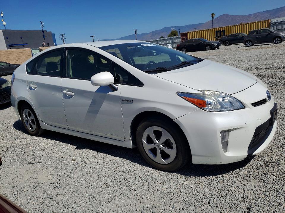 2015 Toyota Prius VIN JTDKN3DU8F1952109 COPART salvage auction — MECHANICAL, Salvage Title, sold $2,100 on 2026-07-29 (photo 4)