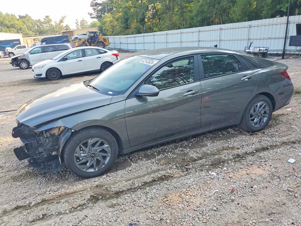 2026 Hyundai Elantra VIN KMHLM4DJ2TU183325 — COPART salvage auction photo