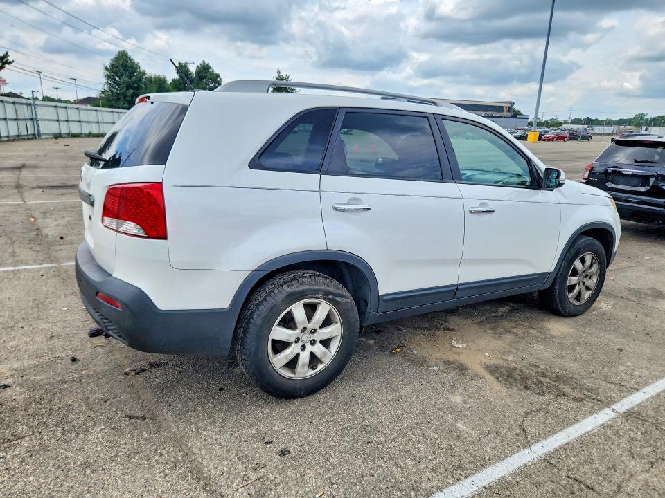 2011 Kia Sorento VIN 5XYKT4A18BG155942 COPART salvage auction — NORMAL WEAR, OH - CERTIFICATE OF TITLE, sold $125 on 2026-07-24 (photo 3)