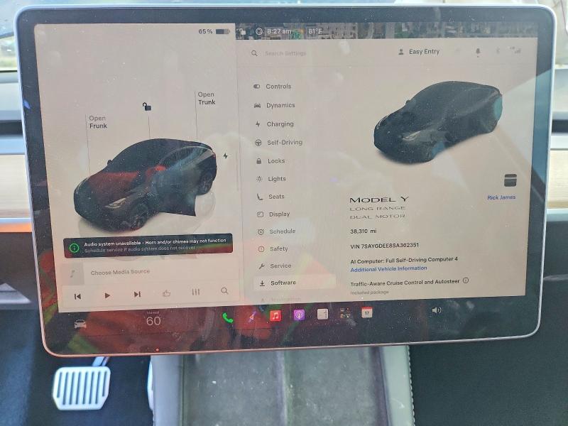 2025 Tesla Model y VIN 7SAYGDEE8SA362351 COPART salvage auction — FRONT END, Salvage Title, sold $10,300 on 2026-09-10 (photo 9)