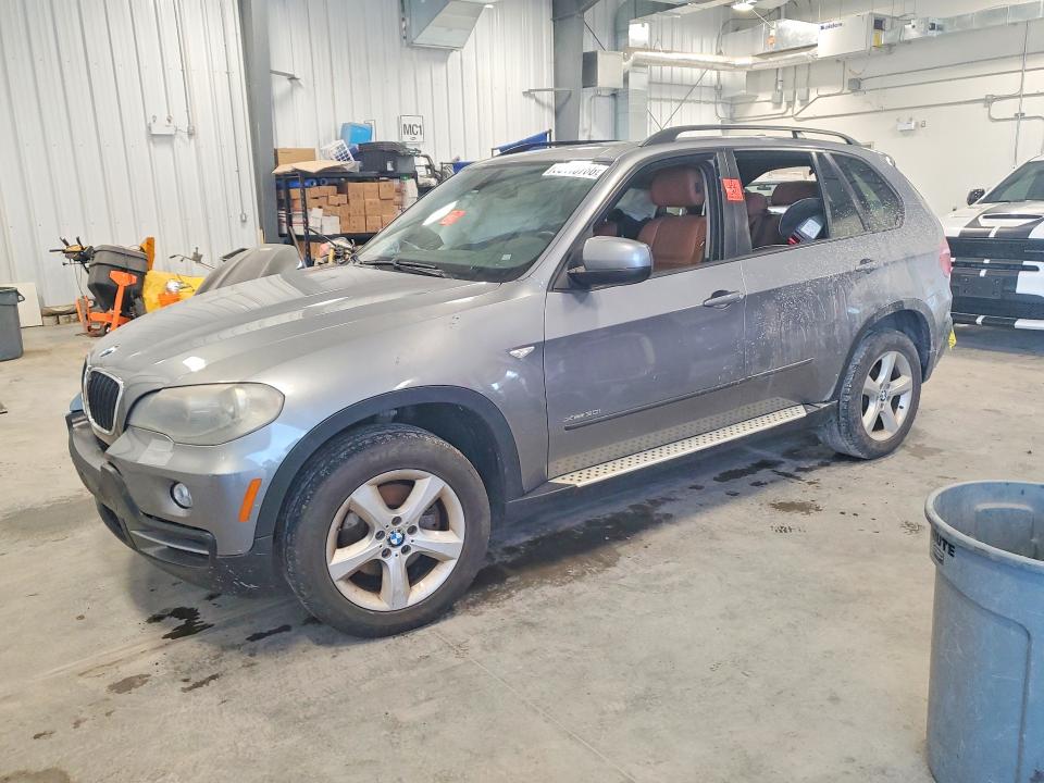 2010 BMW X5 VIN 5UXFE4C51AL278799 COPART salvage auction — INTERIOR BURN, On - Permit Irrepairable, sold $150 on 2026-07-30 (photo 1)