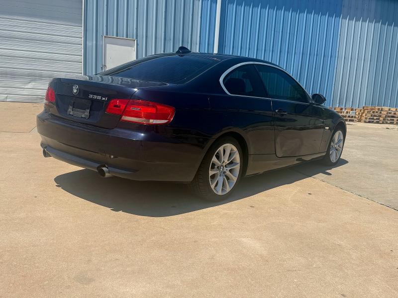2008 BMW 3er VIN WBAWC735X8E065774 COPART salvage auction — MINOR DENT/SCRATCHES, Ok - Rebuilt Ttl W/Flood Branding (P), sold $775 on 2026-08-04 (photo 4)
