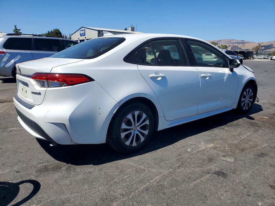 2022 Toyota Corolla VIN JTDEAMDE5N3000291 COPART salvage auction — FRONT END, CA - SALVAGE CERTIFICATE, sold $4,950 on 2026-07-14 (photo 3)