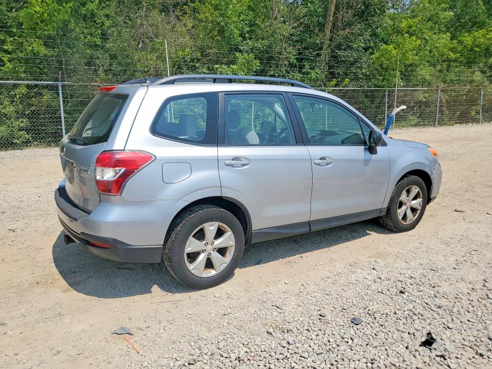 2015 Subaru Forester VIN JF2SJABC8FH555552 COPART salvage auction — MINOR DENT/SCRATCHES, Oh - Certificate Of Title, sold $350 on 2026-07-29 (photo 3)