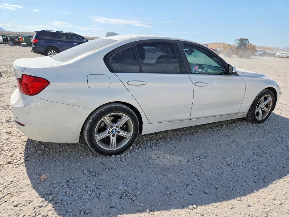 2013 BMW 3er VIN WBA3B5C5XDJ599059 COPART salvage auction — FRONT END, Ut - Salvage Certificate, sold $975 on 2026-08-14 (photo 3)