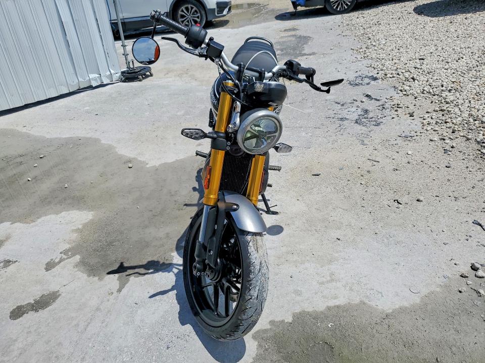 2025 Triumph motorcycle Speed VIN SMTT127YXSNA33891 COPART salvage auction — FRONT END, FL - CERT OF TITLE SLVG REBUILDABLE, sold $1,100 on 2026-07-31 (photo 2)