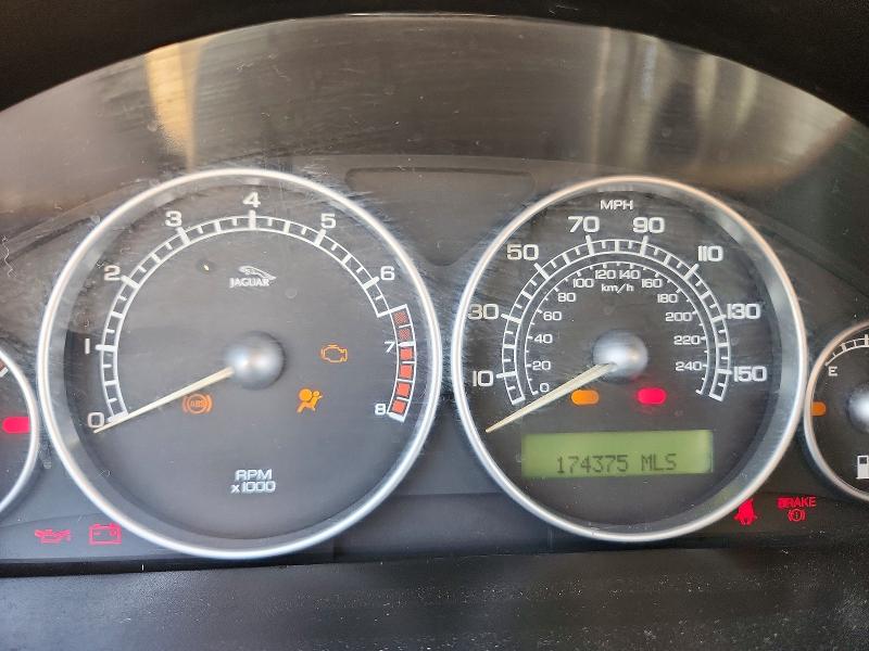 2004 Jaguar X type VIN SAJEA51C84WE12747 COPART salvage auction — FRONT END, Nm - Cert Of Title-Salvage, sold $250 on 2026-07-27 (photo 9)