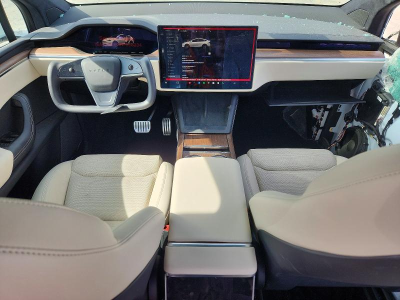 2022 Tesla Model x VIN 7SAXCAE5XNF358234 COPART salvage auction — SIDE, WA - CERT OF OWNERSHIP-REBUILT, sold $17,400 on 2026-07-27 (photo 8)
