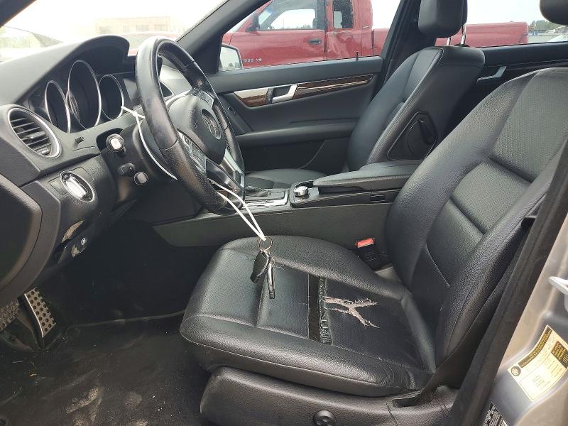 2013 Mercedes-benz C-klasse VIN WDDGF4HB0DR300591 COPART salvage auction — NORMAL WEAR, Ks - Dealer Only Clean Title, sold $100 on 2026-08-04 (photo 7)