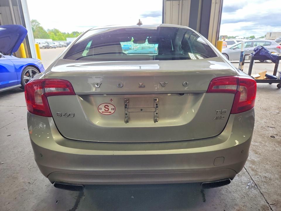 2015 Volvo S60 VIN YV1612TM4F1346843 COPART salvage auction — FRONT END, Mn - Cert Of Title-Prior Salvage, sold $250 on 2026-08-20 (photo 6)