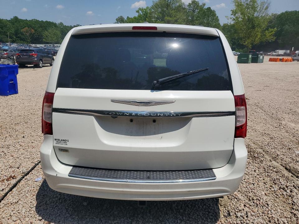 2016 Chrysler Town & country VIN 2C4RC1BG0GR294725 COPART salvage auction — MINOR DENT/SCRATCHES, Nc - Dealer Only Clean Title, sold $275 on 2026-07-31 (photo 6)