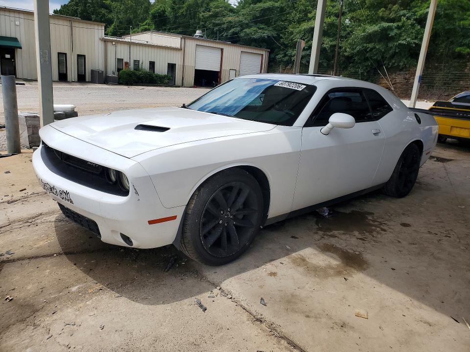2016 Dodge Challenger VIN 2C3CDZFJ7GH177998 COPART salvage auction — MINOR DENT/SCRATCHES, Fl - Cert Of Title W/Slvg History (P), sold $11,800 on 2026-07-28 (photo 1)