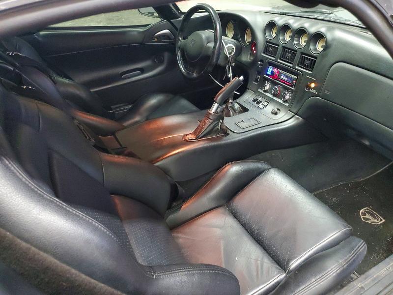 2002 Dodge Viper VIN 1B3ER69E22V101089 COPART salvage auction — MINOR DENT/SCRATCHES, Ky - Certificate Of Title, sold $39,000 on 2026-07-20 (photo 8)