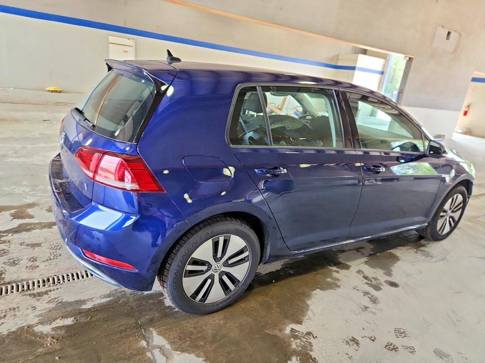 2019 Volkswagen E-golf VIN WVWKR7AU1KW910684 COPART salvage auction — SIDE, Salvage Title, sold $4,250 on 2026-08-07 (photo 3)